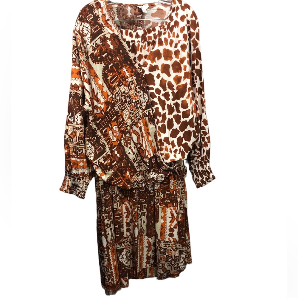 Woman’s skirt set